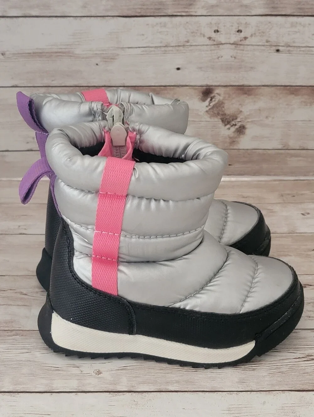Wonder Nation Toddler Girls Puffy Winter Snow Boots - Size 7 -Silver/Pink Accent